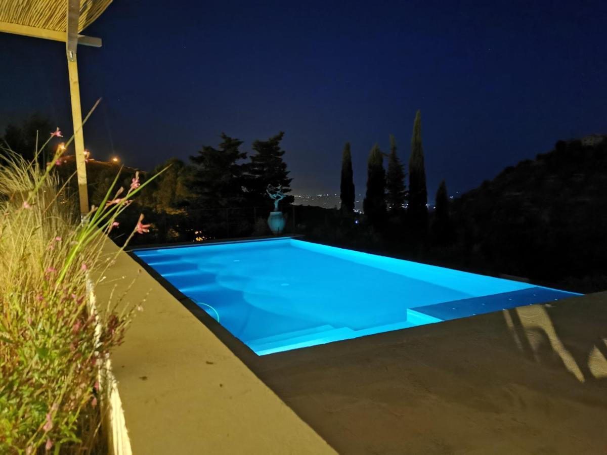 Dream House Apartment โนโต ภายนอก รูปภาพ